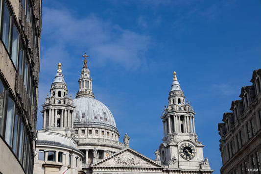LONDON 001